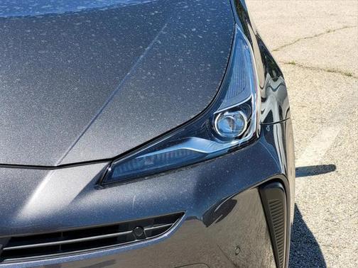 2020 Toyota Prius XLE
