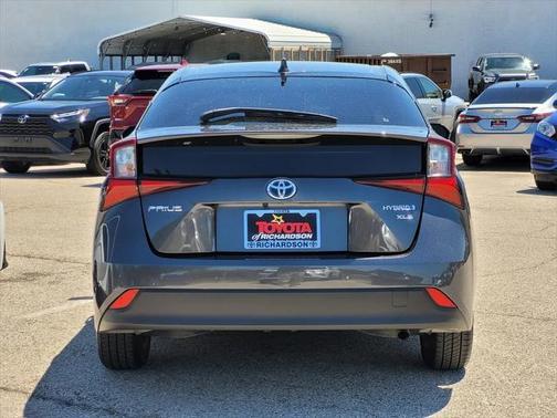 2020 Toyota Prius XLE