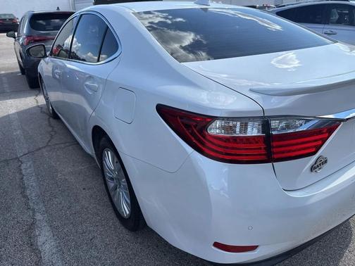 2015 Lexus ES 350 Crafted Line