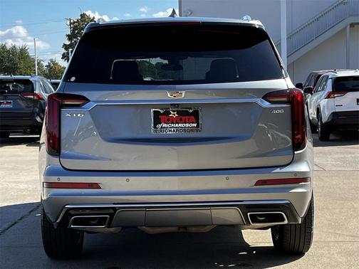 2025 Cadillac XT6 Premium Luxury FWD