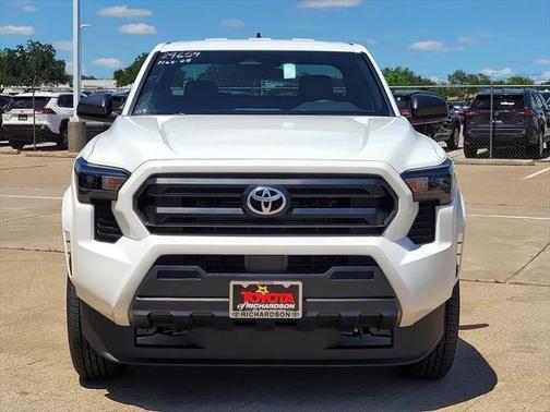 2025 Toyota Tacoma SR