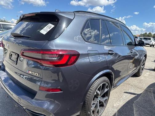 2021 BMW X5 M50i