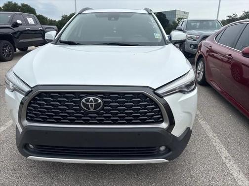 2022 Toyota Corolla Cross XLE