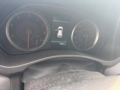 2019 Hyundai Veloster Base