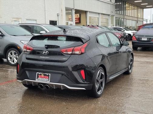 2019 Hyundai Veloster Base