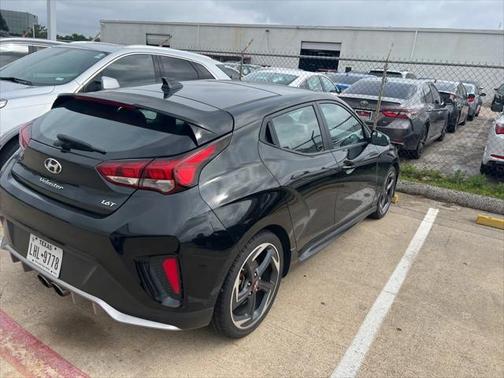 2019 Hyundai Veloster Base