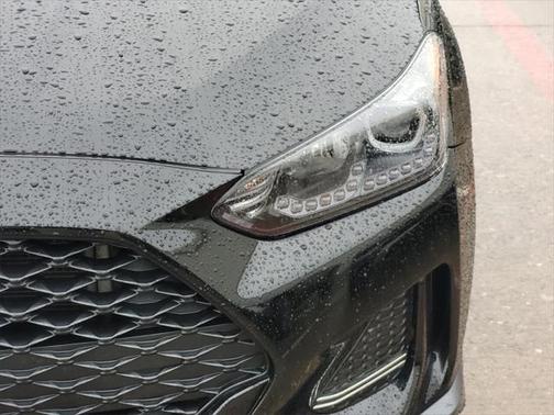 2019 Hyundai Veloster Base