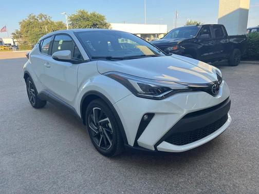 2022 Toyota C-HR Limited