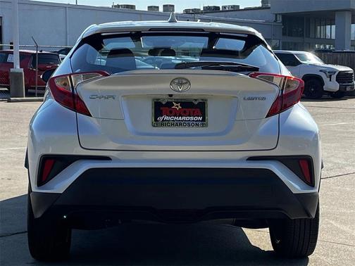 2022 Toyota C-HR Limited