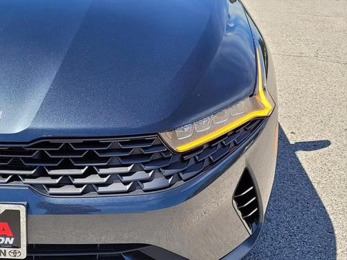2023 Kia K5 LXS