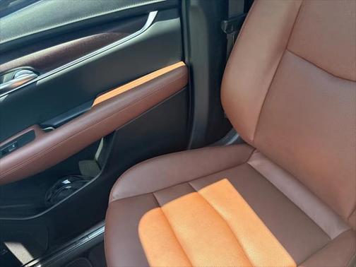 2023 Cadillac XT5 Sport
