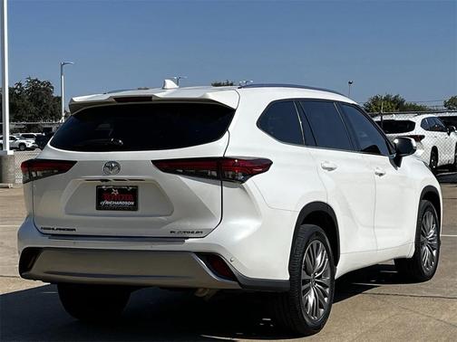 2020 Toyota Highlander Platinum