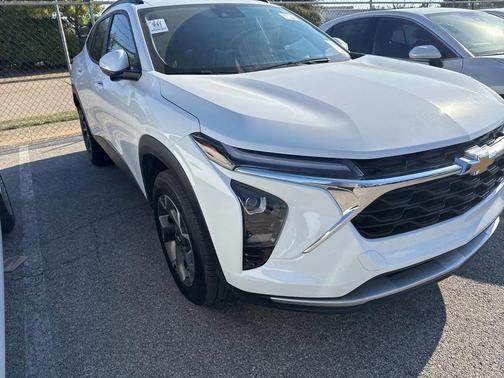 2024 Chevrolet Trax LT