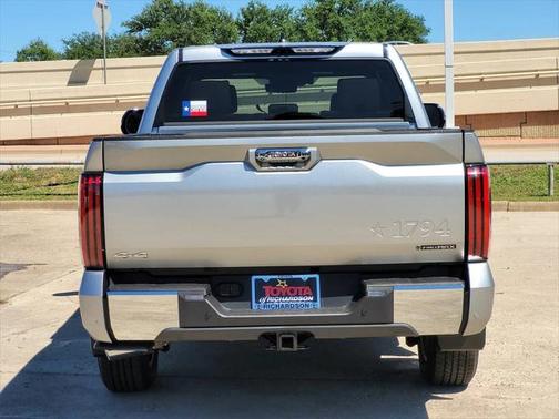 2025 Toyota Tundra Hybrid 1794 Edition
