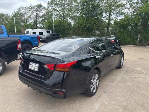 2023 Nissan Altima S FWD