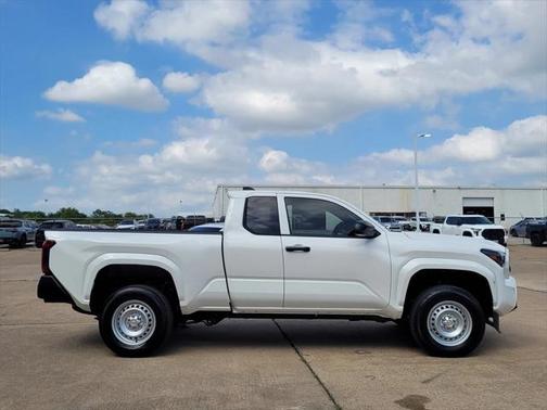 2025 Toyota Tacoma SR