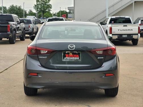 2016 Mazda Mazda3 i Sport