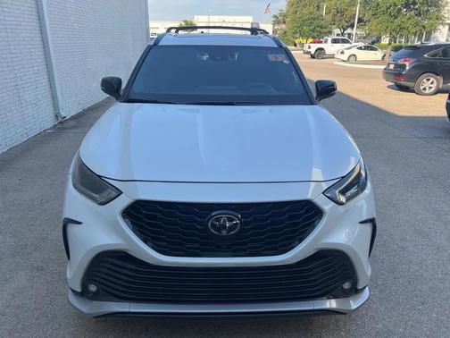 2025 Toyota Highlander XSE