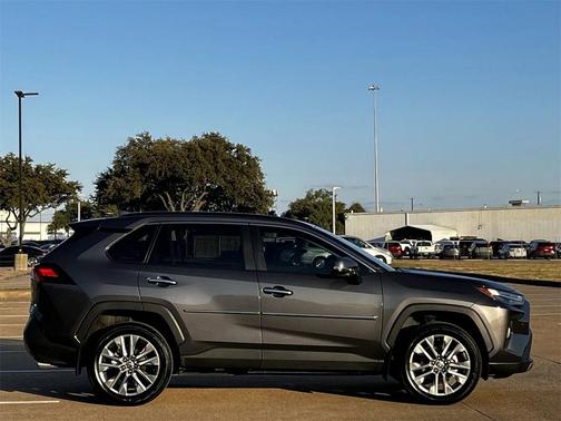 2023 Toyota RAV4 Limited