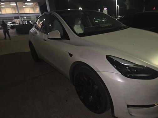 2023 Tesla Model Y Performance Dual Motor All-Wheel Drive