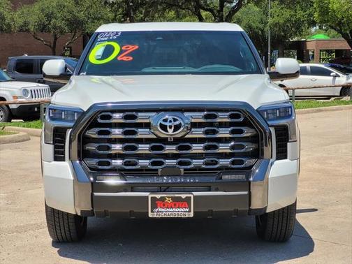 2025 Toyota Tundra Hybrid Platinum