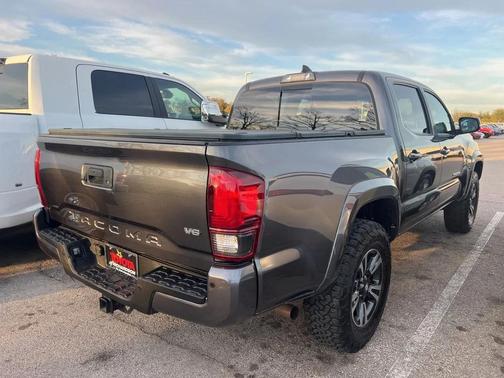 2018 Toyota Tacoma TRD Sport