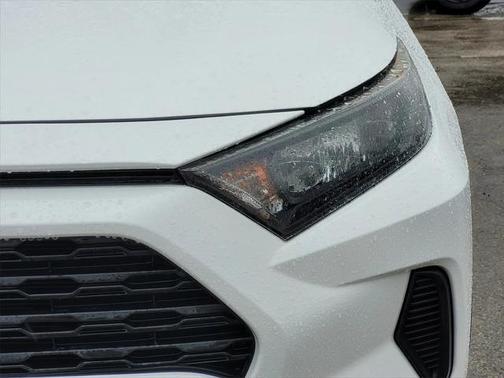 2019 Toyota RAV4 Hybrid LE