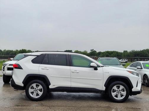 2019 Toyota RAV4 Hybrid LE