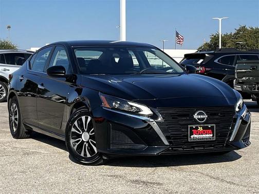 2023 Nissan Altima S FWD