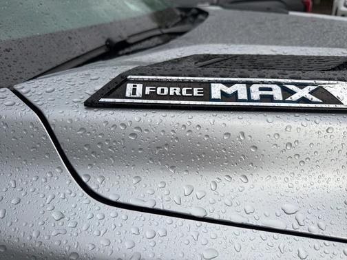 2024 Toyota Tundra Hybrid Platinum