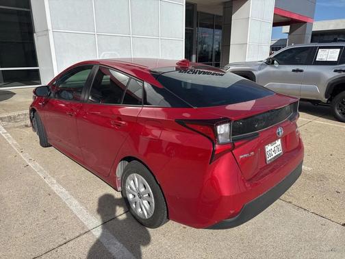 2022 Toyota Prius L