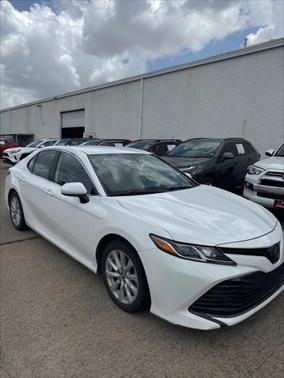 2019 Toyota Camry LE
