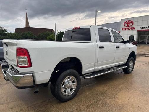 2022 RAM 2500 Tradesman Crew Cab 4x4 6'4' Box