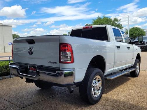 2022 RAM 2500 Tradesman Crew Cab 4x4 6'4' Box