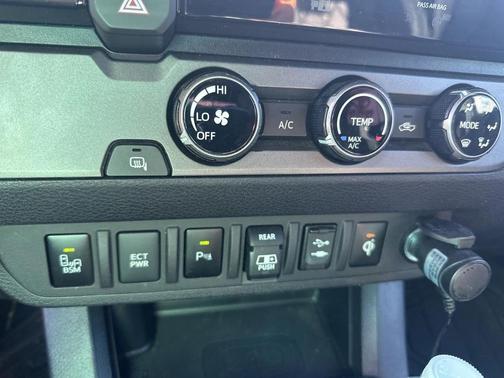 2018 Toyota Tacoma TRD Sport