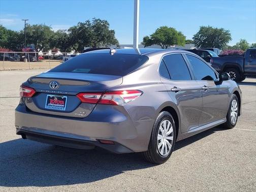 2020 Toyota Camry LE