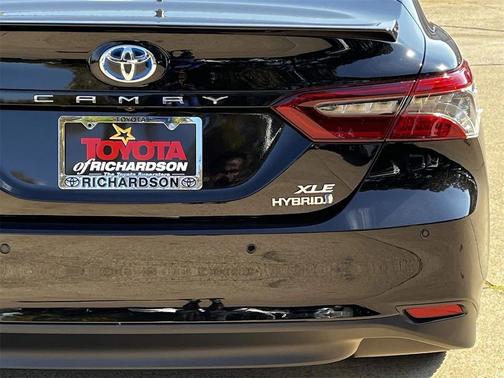 2024 Toyota Camry Hybrid XLE