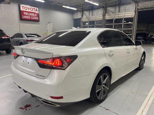 2016 Lexus GS 200t 200t Premium Package w/Navigation/Sunroof/Leather