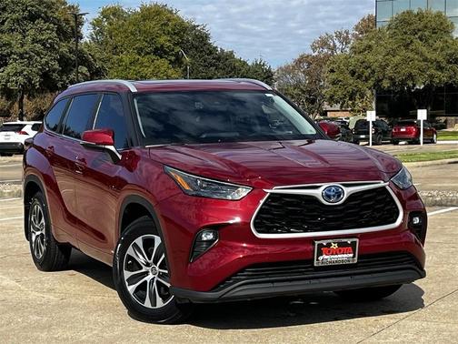2023 Toyota Highlander Hybrid XLE