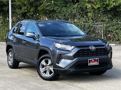 2024 Toyota RAV4 Hybrid LE