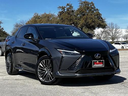 2024 Lexus RZ 450e Luxury