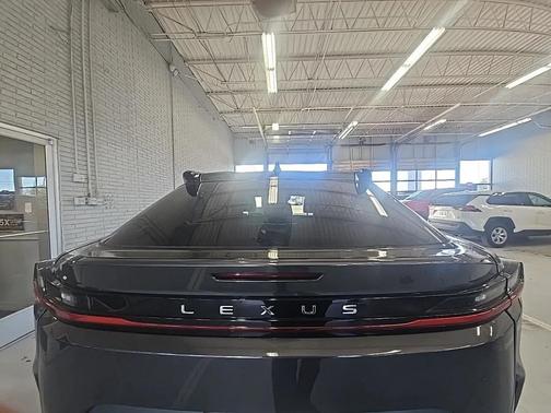 2024 Lexus RZ 450e Luxury