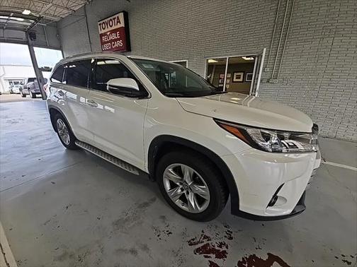 2017 Toyota Highlander Limited Platinum