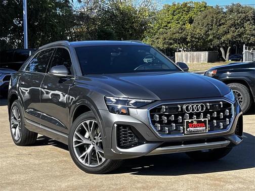 2024 Audi Q8 55 Premium Plus