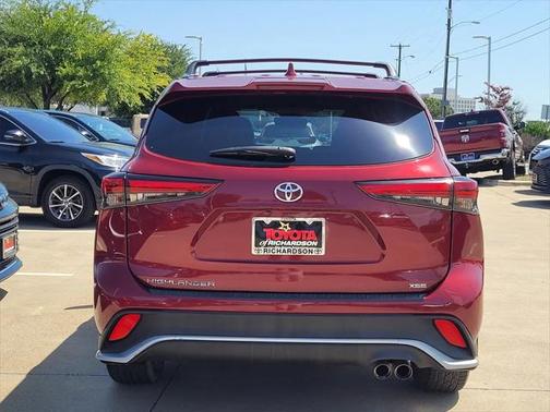 2022 Toyota Highlander XSE