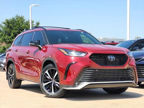 2022 Toyota Highlander XSE
