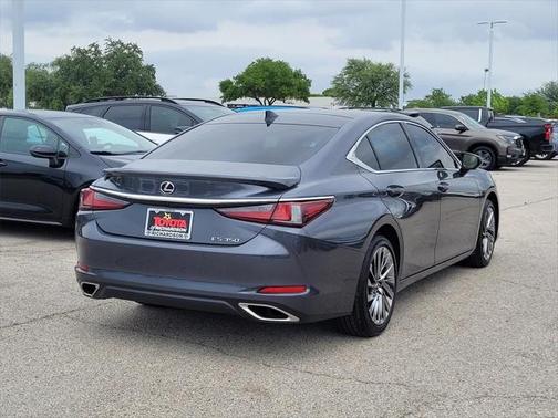 2024 Lexus ES 350 Ultra Luxury