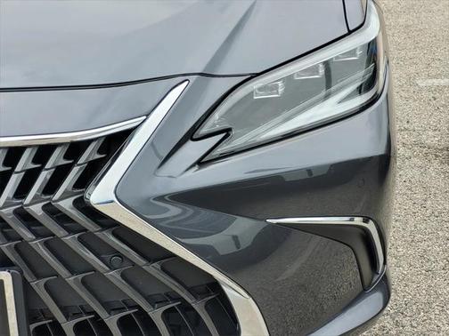 2024 Lexus ES 350 Ultra Luxury