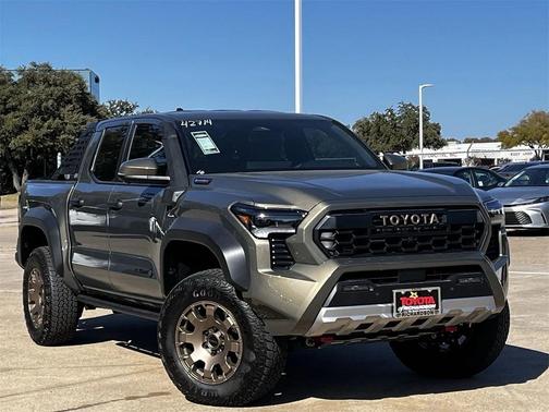 2025 Toyota Tacoma Hybrid Trailhunter