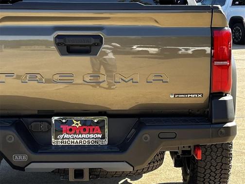 2025 Toyota Tacoma Hybrid Trailhunter